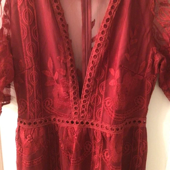 2xHP💝Merlot Lace Maxi Dress/Romper sz medium - Picture 8 of 16